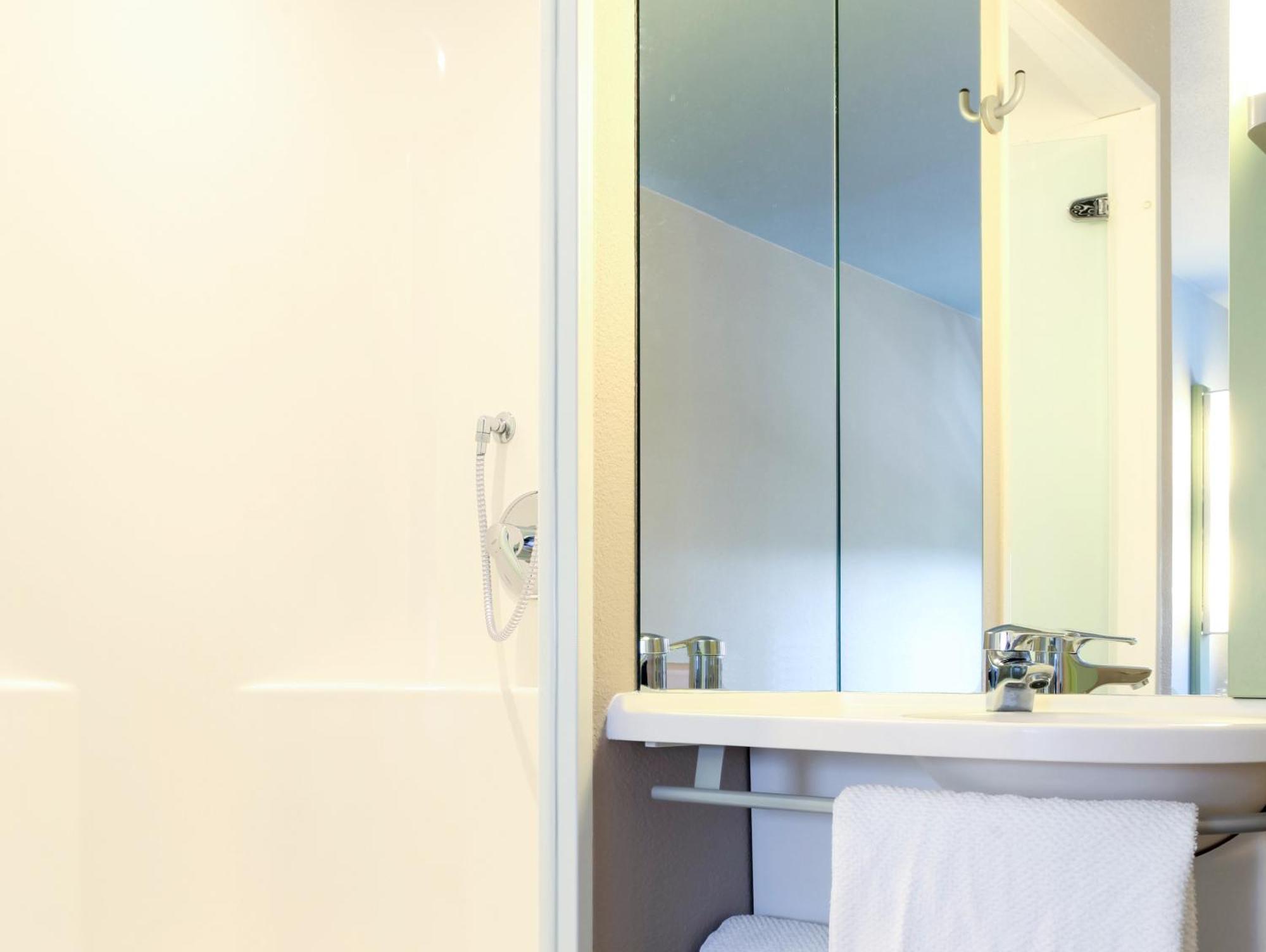 Ibis Budget Muenchen Пуцбрунн Экстерьер фото